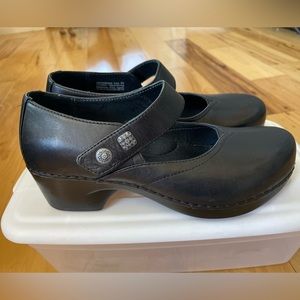 Dansko Tandy Mary Jane Shoes-Women’s EUR 38/US 8